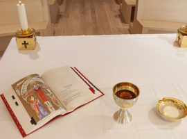 El sábado 4 de marzo comienza a utilizarse el nuevo Misal en las celebraciones de la Eucaristía